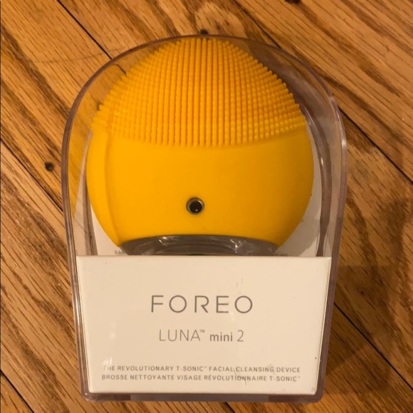 Foreo Luna mini 2 facial cleansing device new
